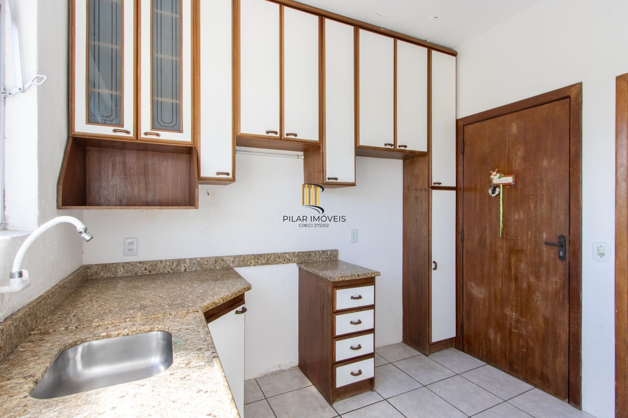 Apartamento 2 dormitórios no bairro Cristal