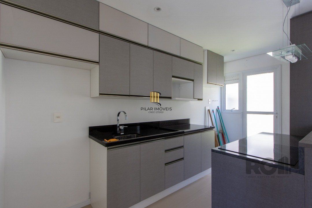 Casa em Condomínio, 197m², 3dormitórios, bairro Glória