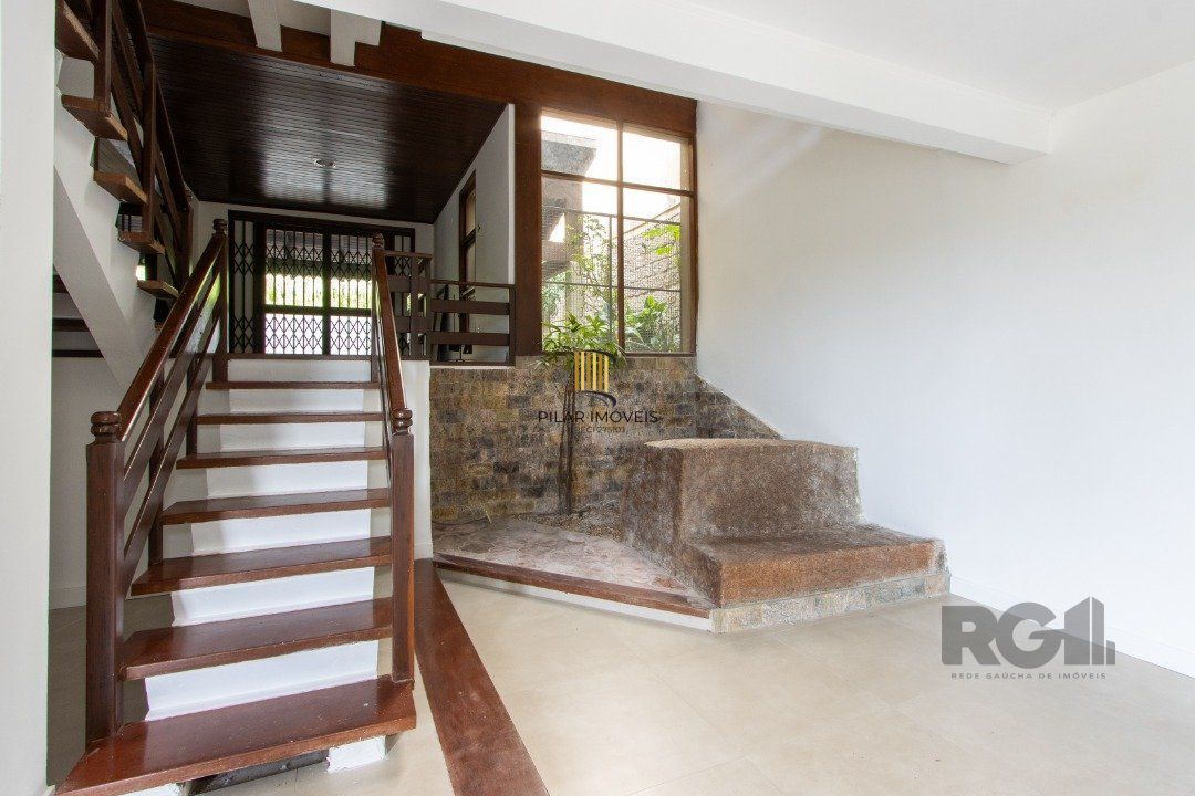 Casa de 3 dormitórios no Jardim Isabel com vista para o Guaíba.