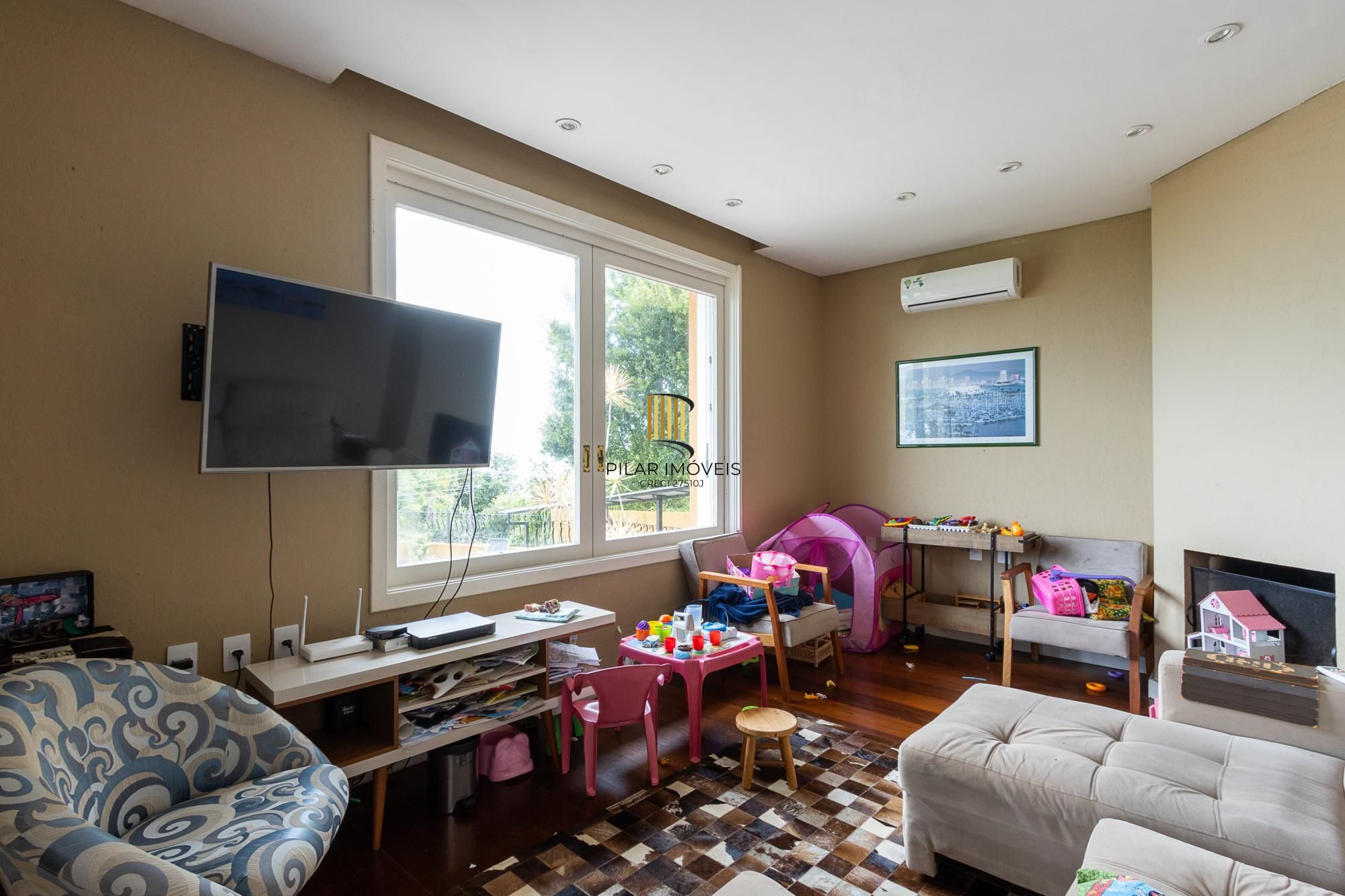 Casa 4 dormitórios no bairro Vila Conceição