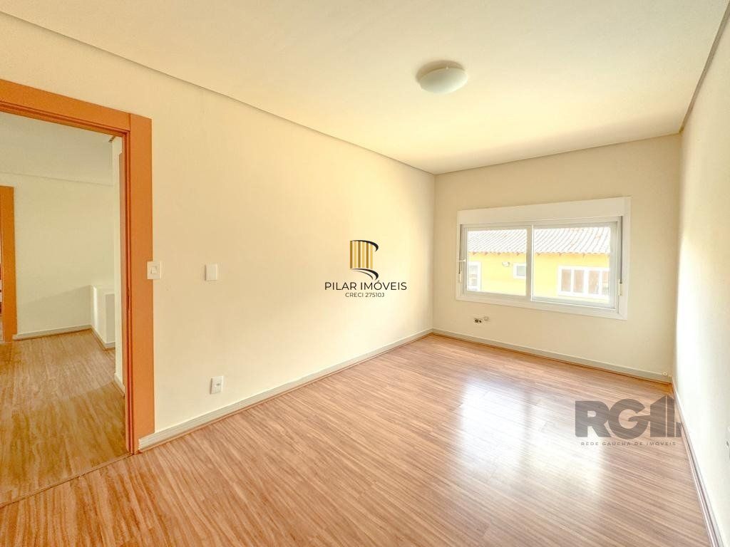 Casa Condominio para Venda - 297.63m², 3 dormitórios, sendo 1 suites, 2 vagas - Espirito Santo