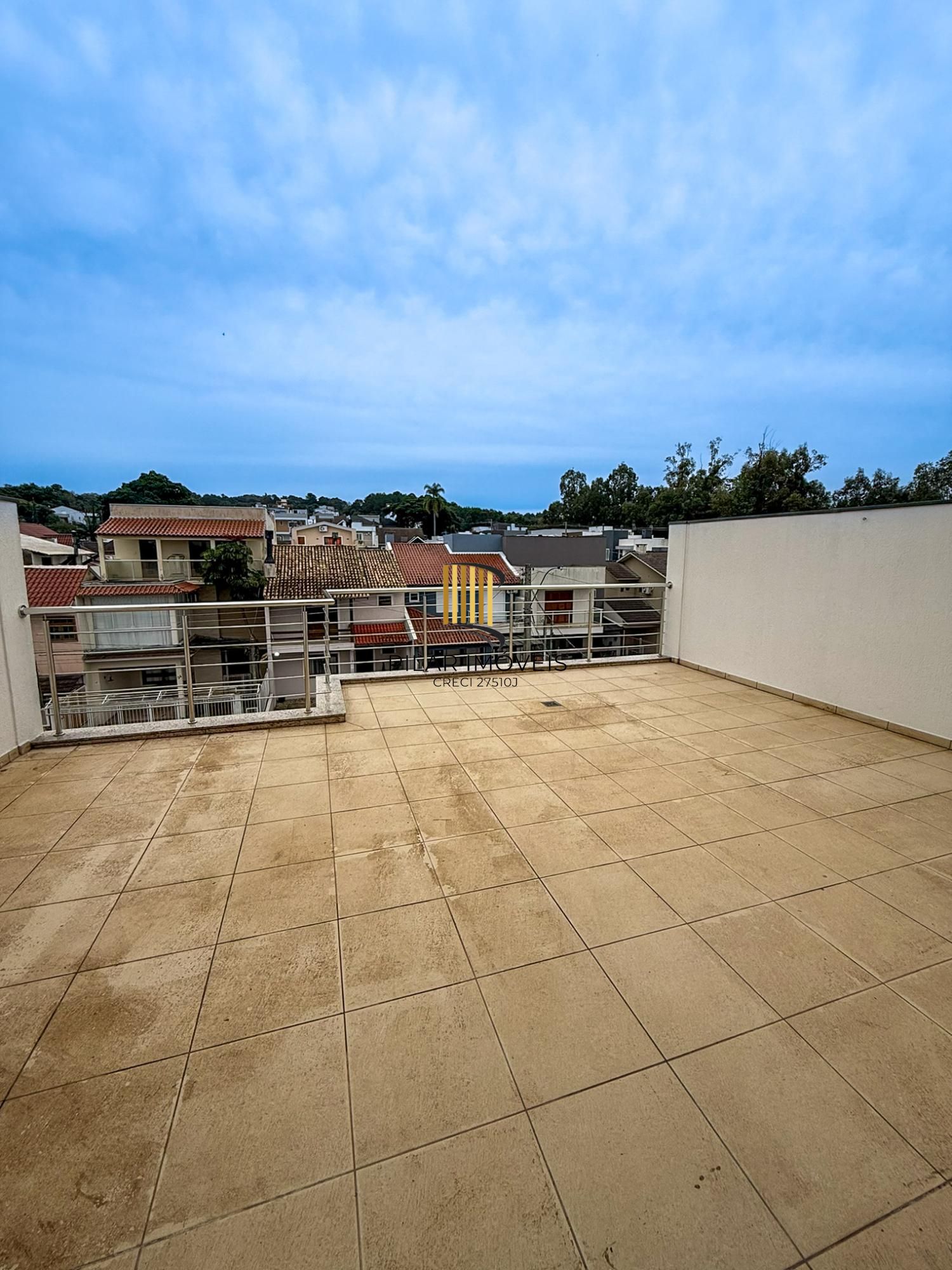 Casa no Lagos de Nova Ipanema com Elevador