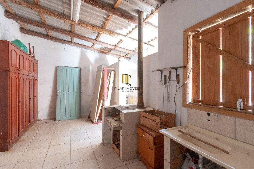 Casa para Venda - 220m², 3 dormitórios, sendo 2 suites, 2 vagas - Coronel Aparício Borges