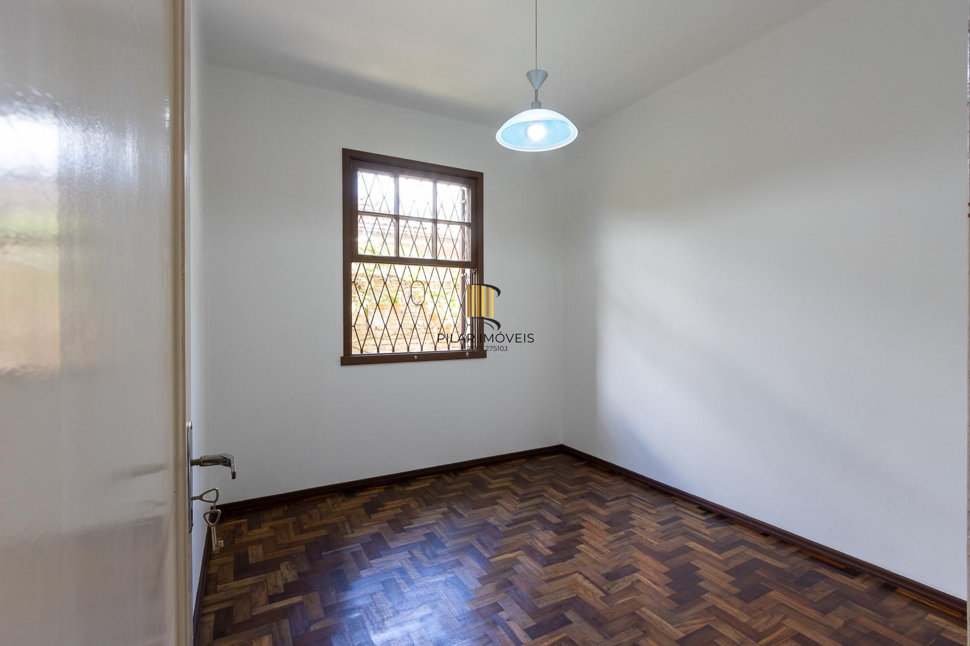 CASA 2 DORMITÓRIOS  NO SANTA TEREZA