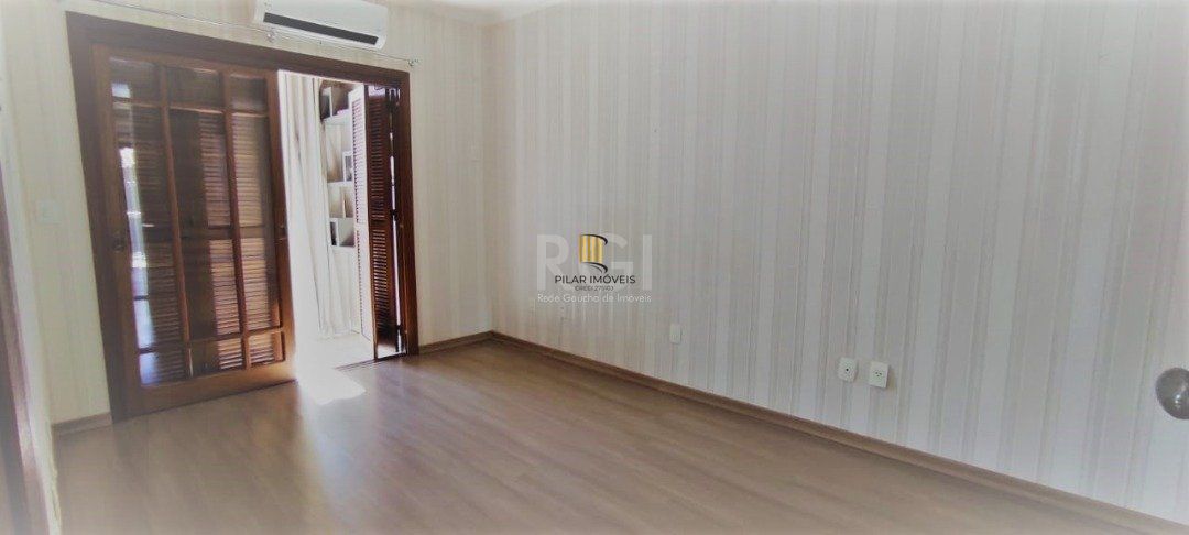 Casa para Venda - 152m², 3 dormitórios, sendo 1 suites, 2 vagas - Nova Ipanema