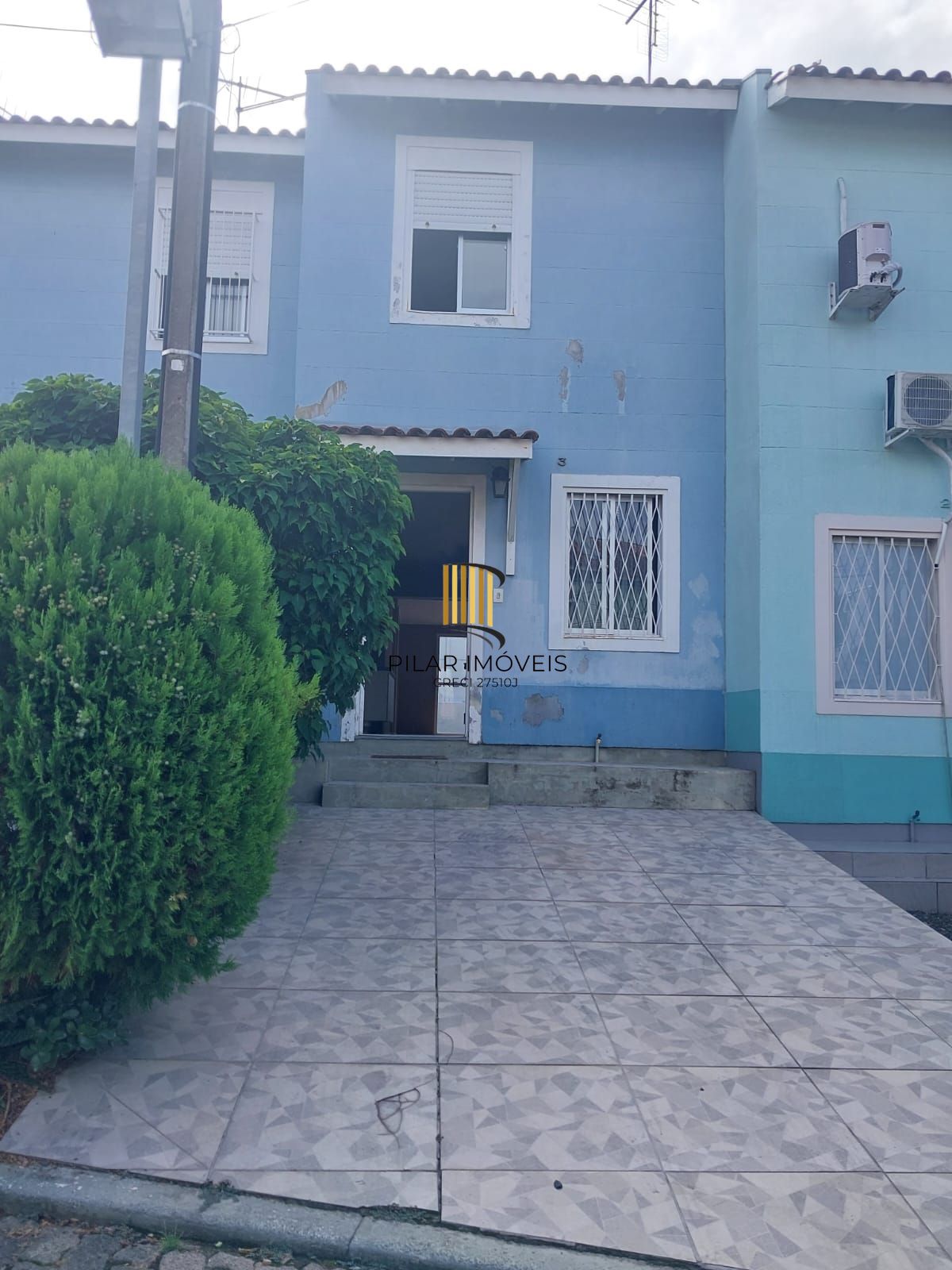 Casa em condominio com 2 dormitorios + garagem prox. Zaffari Juca Batista & Desco