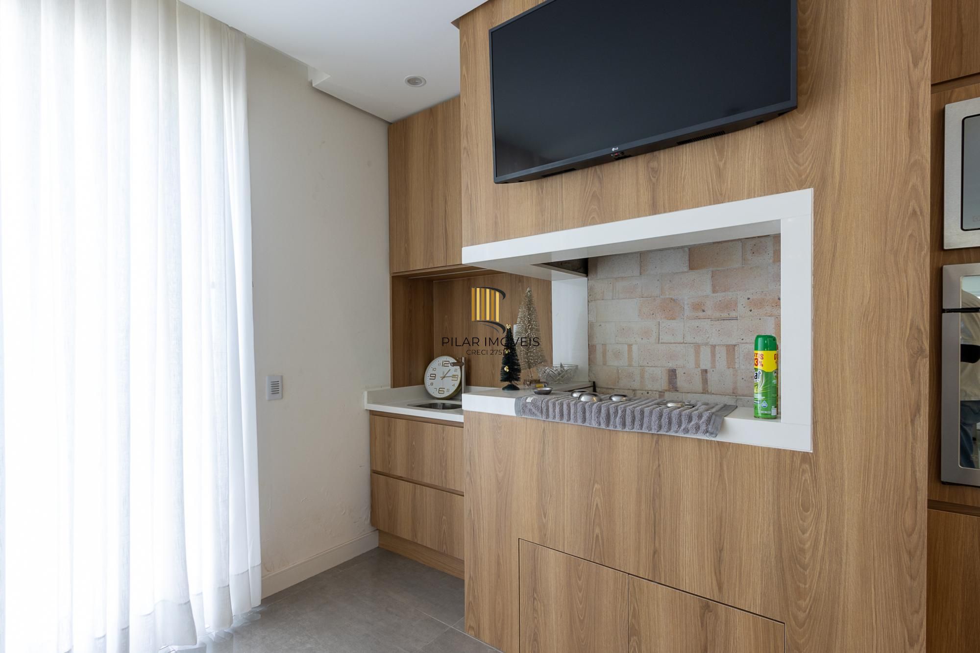 Casa de Condomínio 4 dormitórios no bairro Vila Nova