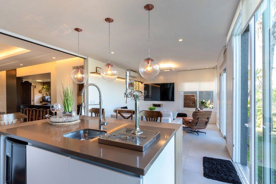 Casa Condominio para Venda - 339.3m², 4 dormitórios, sendo 4 suites, 6 vagas - Terra Ville
