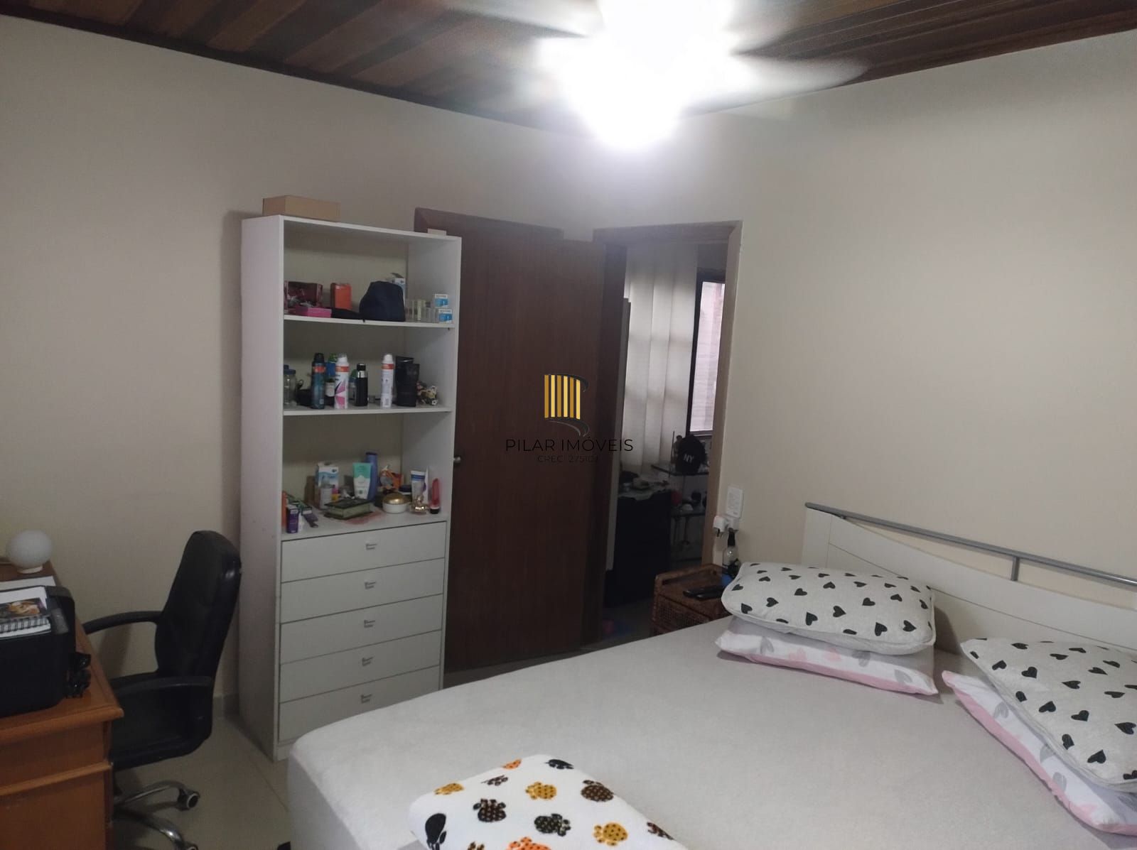 Casa para Venda - 182m², 2 dormitórios, sendo 1 suites, 3 vagas - Lami