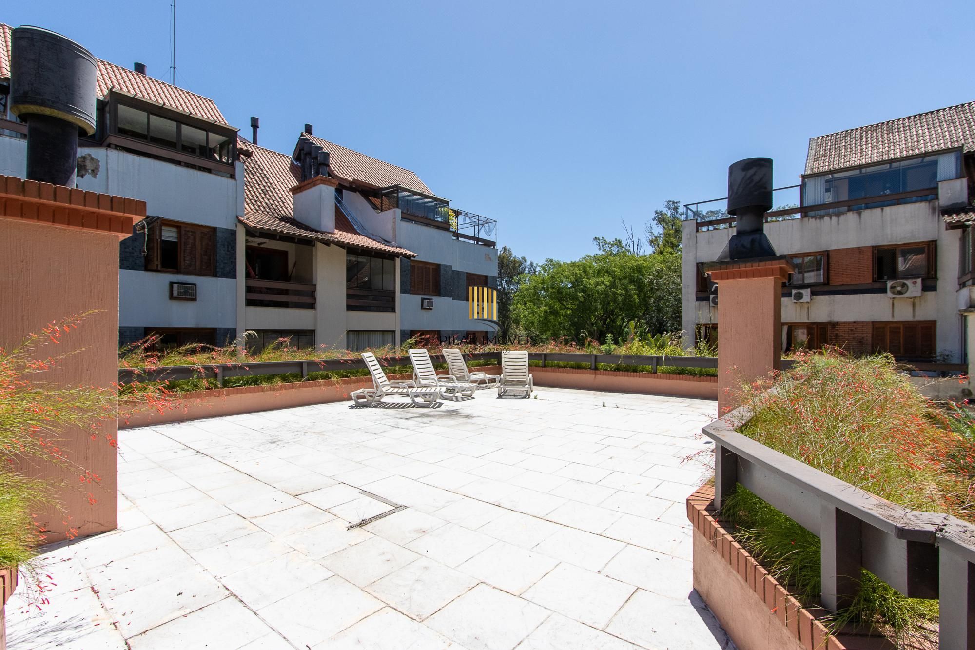 Apartamento de 4 dormitórios, 1 suíte e 2 vagas escrituradas - Bairro Ipanema.