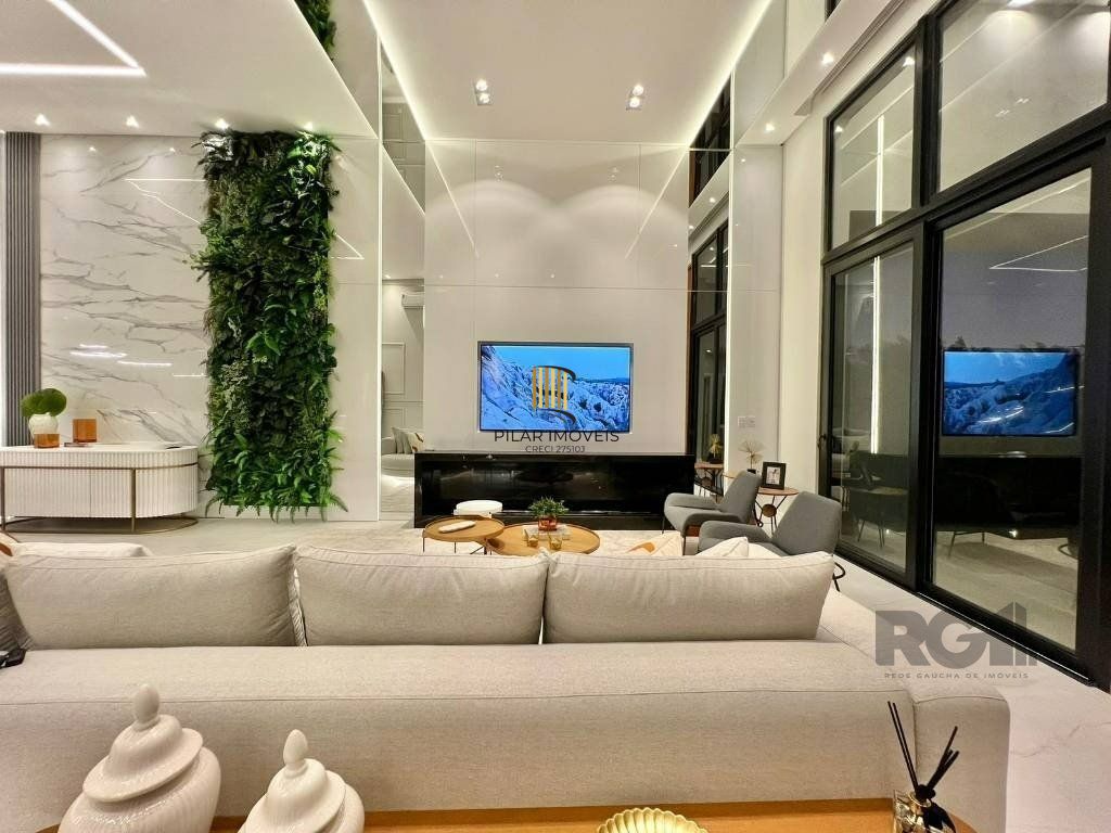 Casa térrea no Condomínio Velas da Marina com 4 suítes, piscina e 243m² privativos