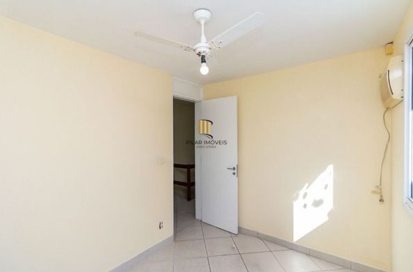 Casa em condomínio com 3 dormitórios, suíte, espaço gourmet.