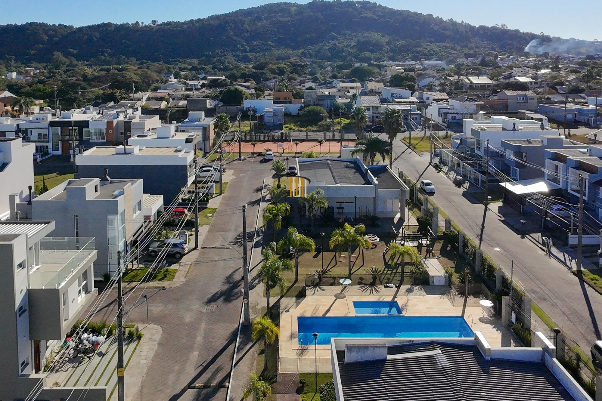 Casa de Condomínio 3 dormitórios no bairro Aberta dos Morros