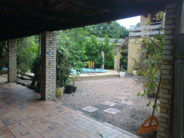 Casa para Venda - 350m², 3 dormitórios, sendo 1 suites, 6 vagas - Tristeza