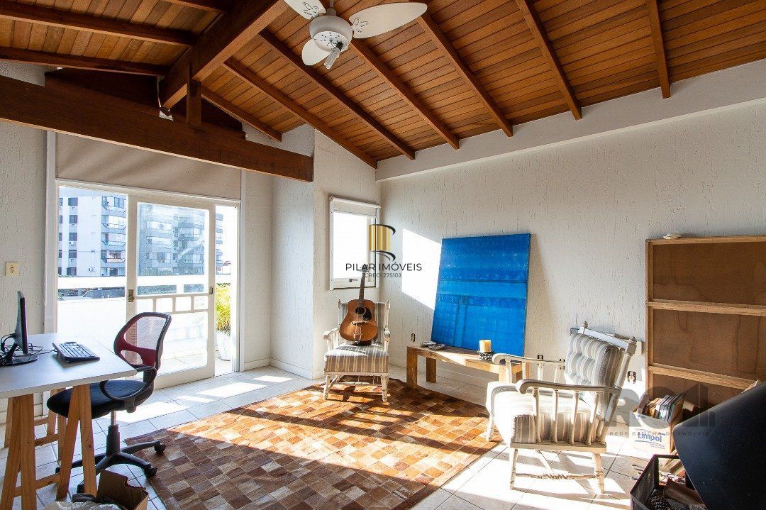Casa 4 dormitórios no bairro Vila Conceição