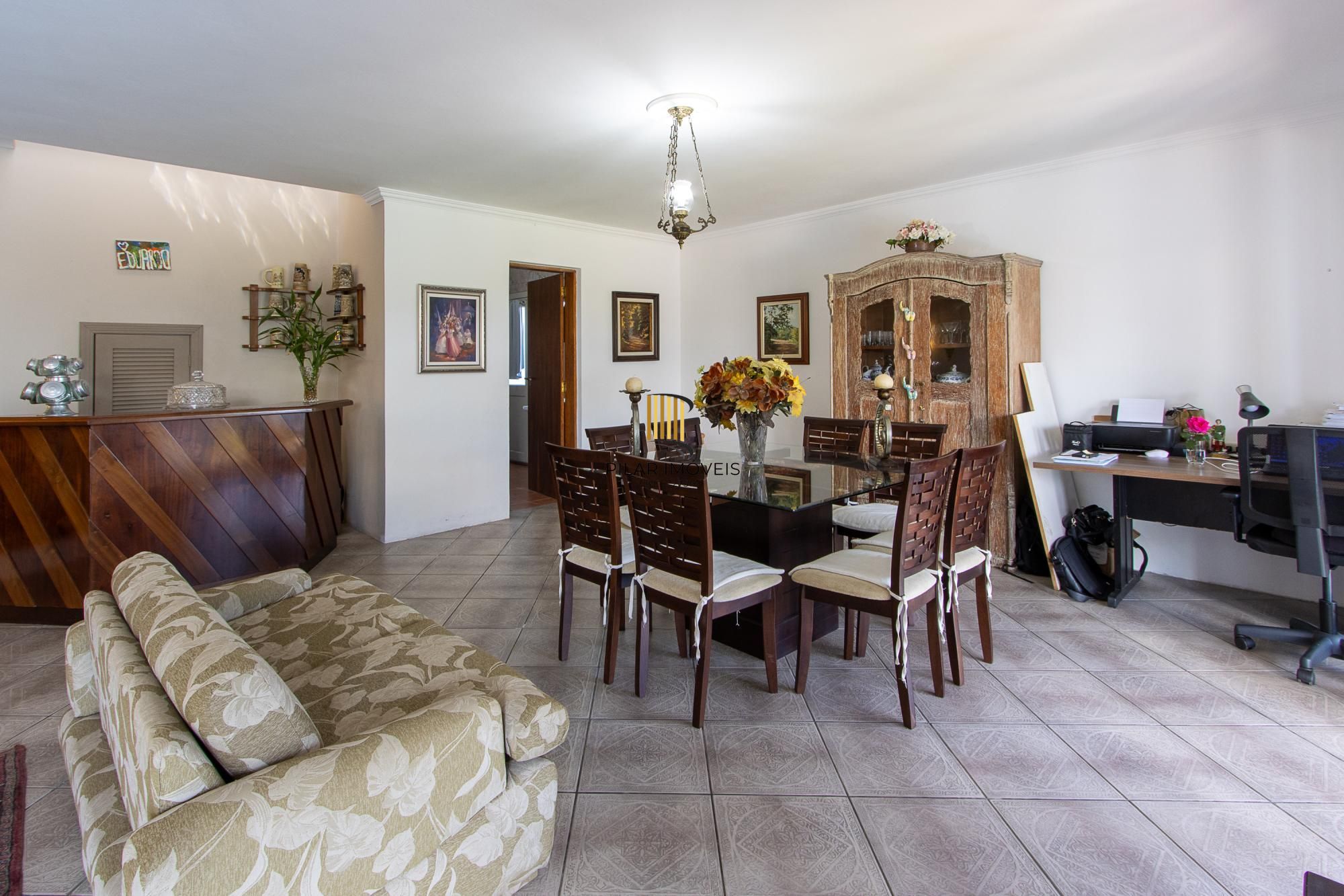 Casa 3 dormitórios no bairro Tristeza