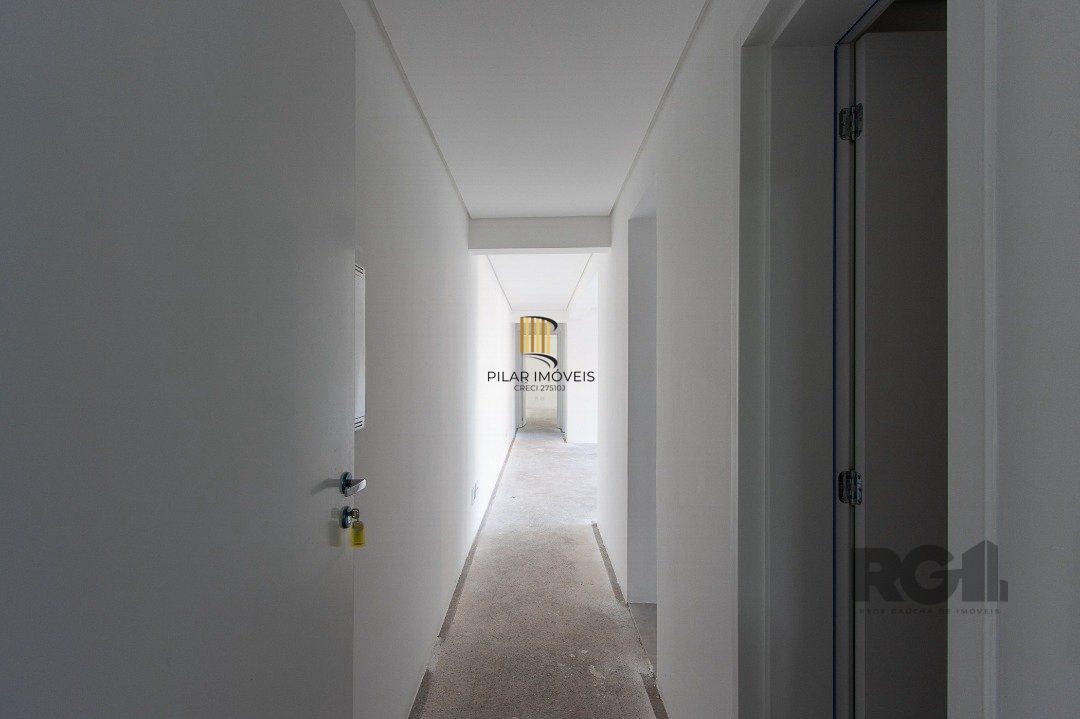Cobertura para Venda - 214.34m², 3 dormitórios, sendo 3 suites, 2 vagas - Tristeza