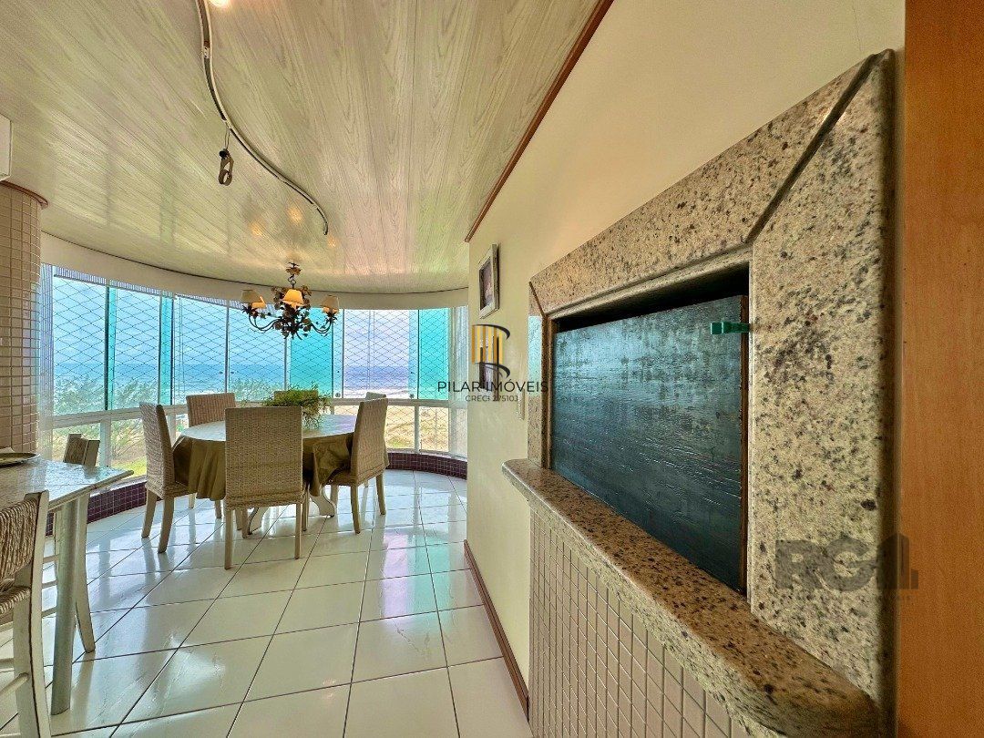 RARIDADE À VENDA  APARTAMENTO BEIRA MAR