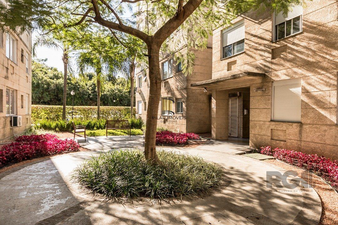 Apartamento  com 2 quartos e 1 banheiro no total