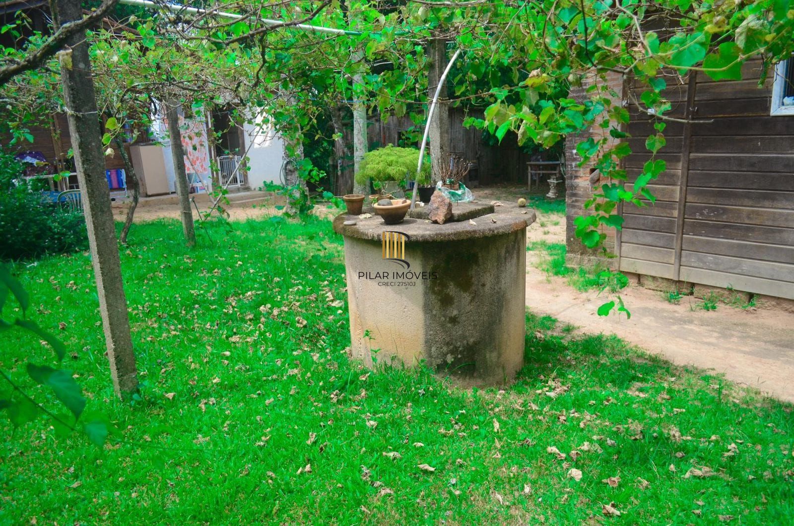 Sítio no bairro Bélem Velho com duas casas e loja comercial