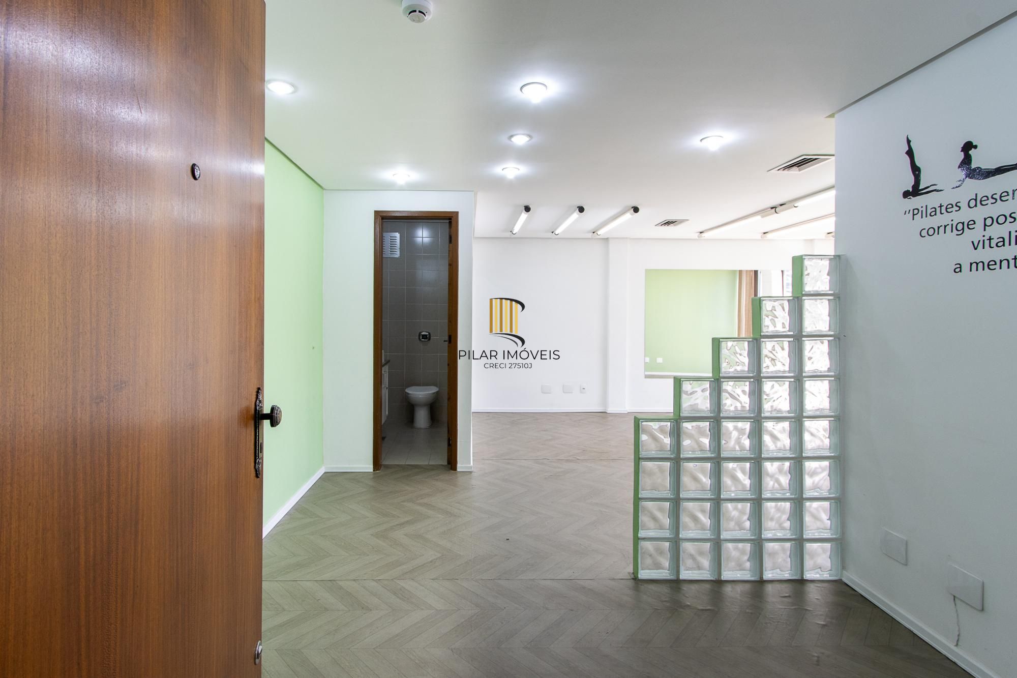 sala com 35,60 m²  de área privativa no edifício Erico Veríssimo Center - Pilar Imóveis