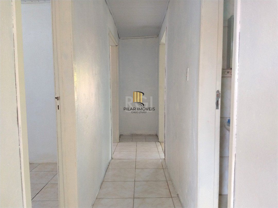 Casa para Venda - 81m², 2 dormitórios, 4 vagas - Vila Nova