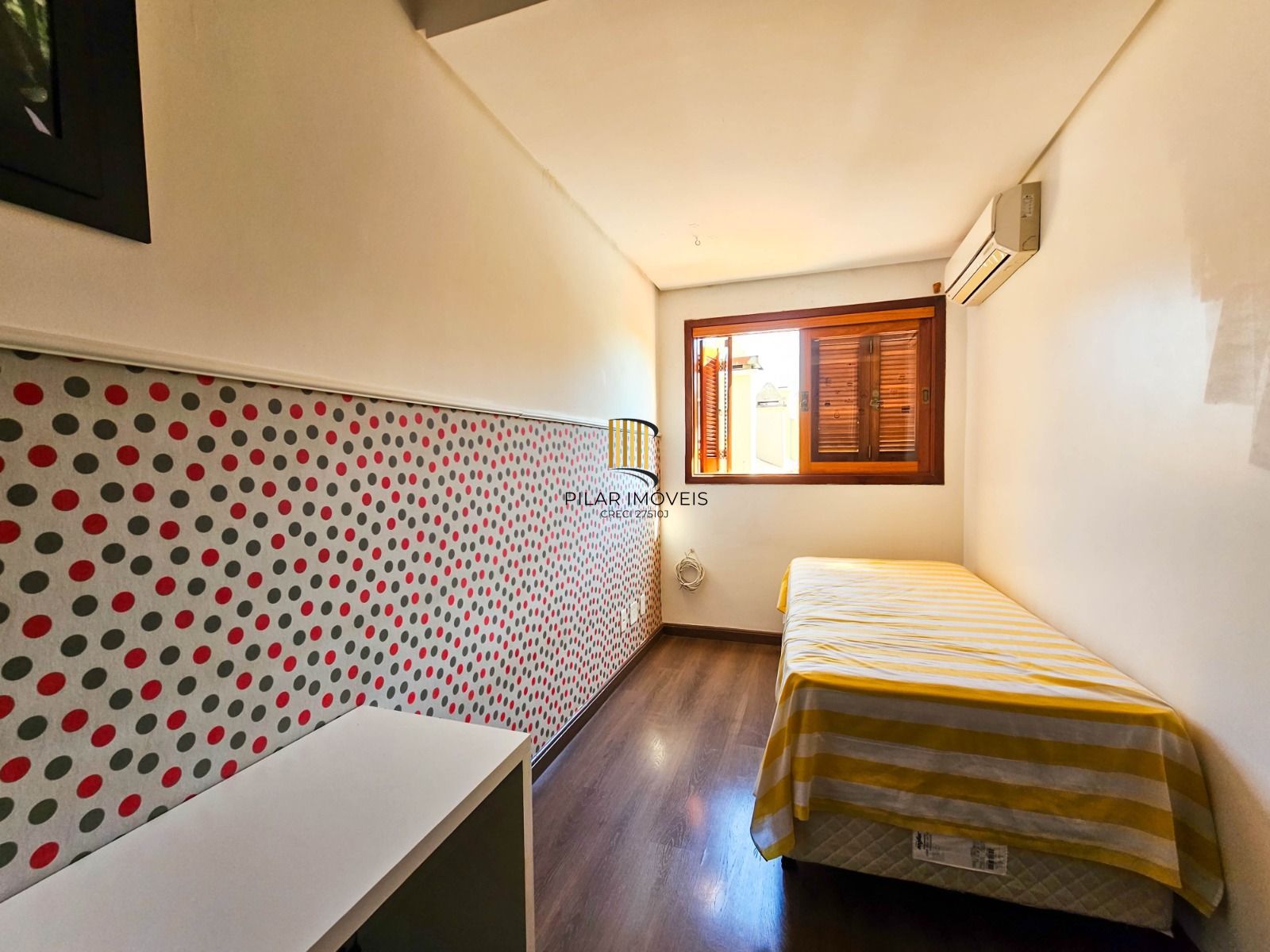 Casa 3 dormitórios no bairro Tristeza