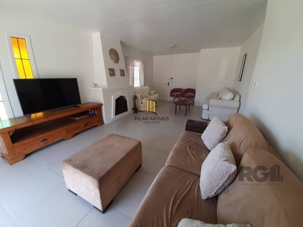 Casa 5 dormitórios no bairro Centro