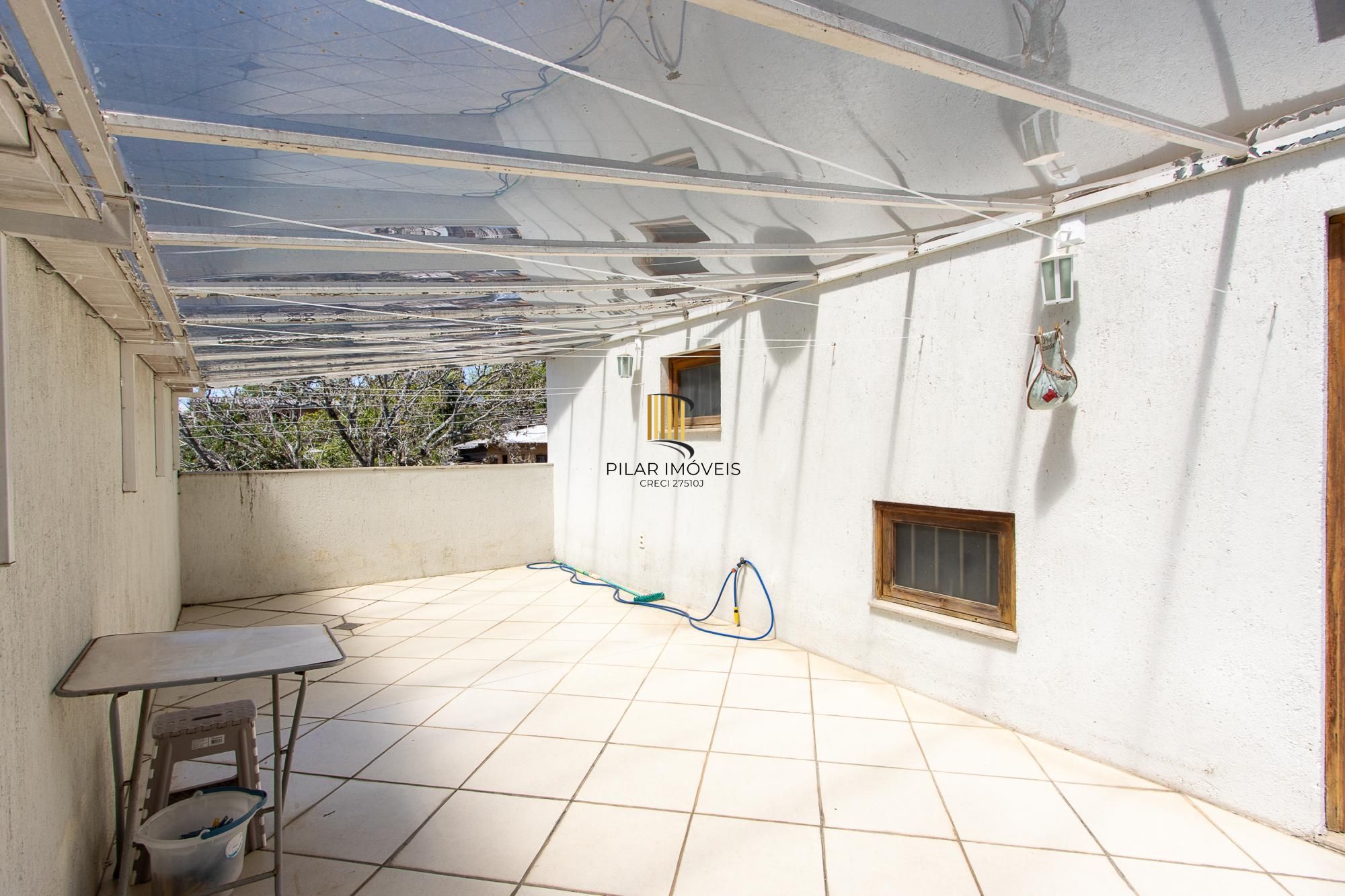 Casa Condominio  - 197m² de aréa nprivativa, 03 dormitórios 01 suites, 02 vagas - Tristeza