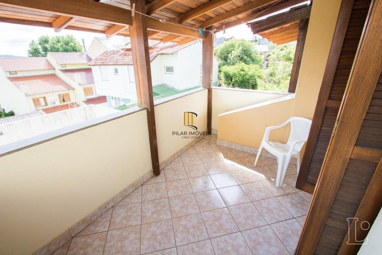 Casa para Venda com 3 dormitórios, sendo 1 suites, e 3 vagas no bairro Imperial Parque