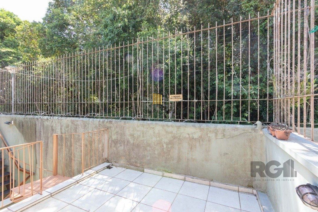 Casa em condomínio fechado para venda no bairro Jardim Isabel, com aproximadamente 197m² de área privativa,.