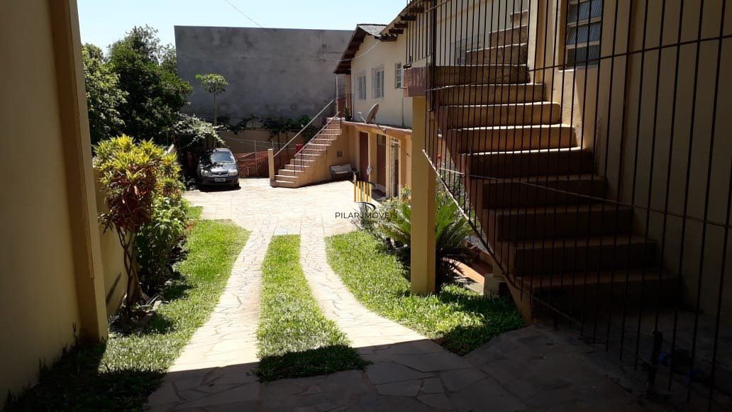 Casa para Venda - 480m², 3 dormitórios, 4 vagas - Camaquã