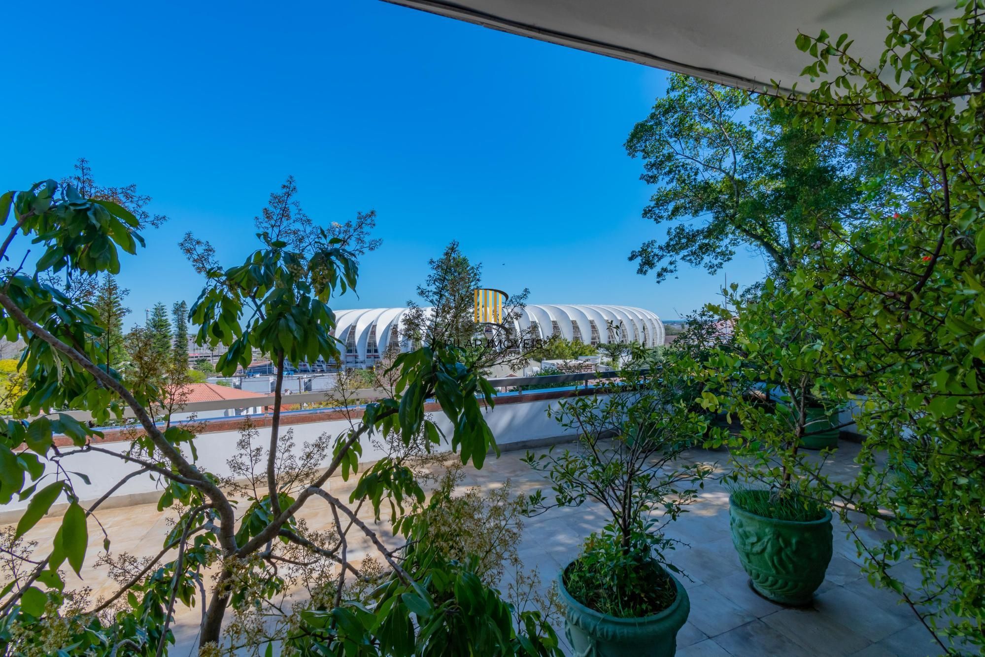 Cobertura horizontal, alto padrão, bairro Santa Tereza, 341m²  área privativa, 02 vagas garagem!