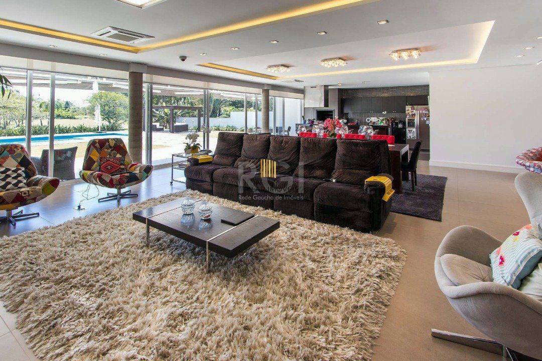 Casa Condominio para Venda - 707.4m², 6 dormitórios, sendo 6 suites, 4 vagas - Terra Ville