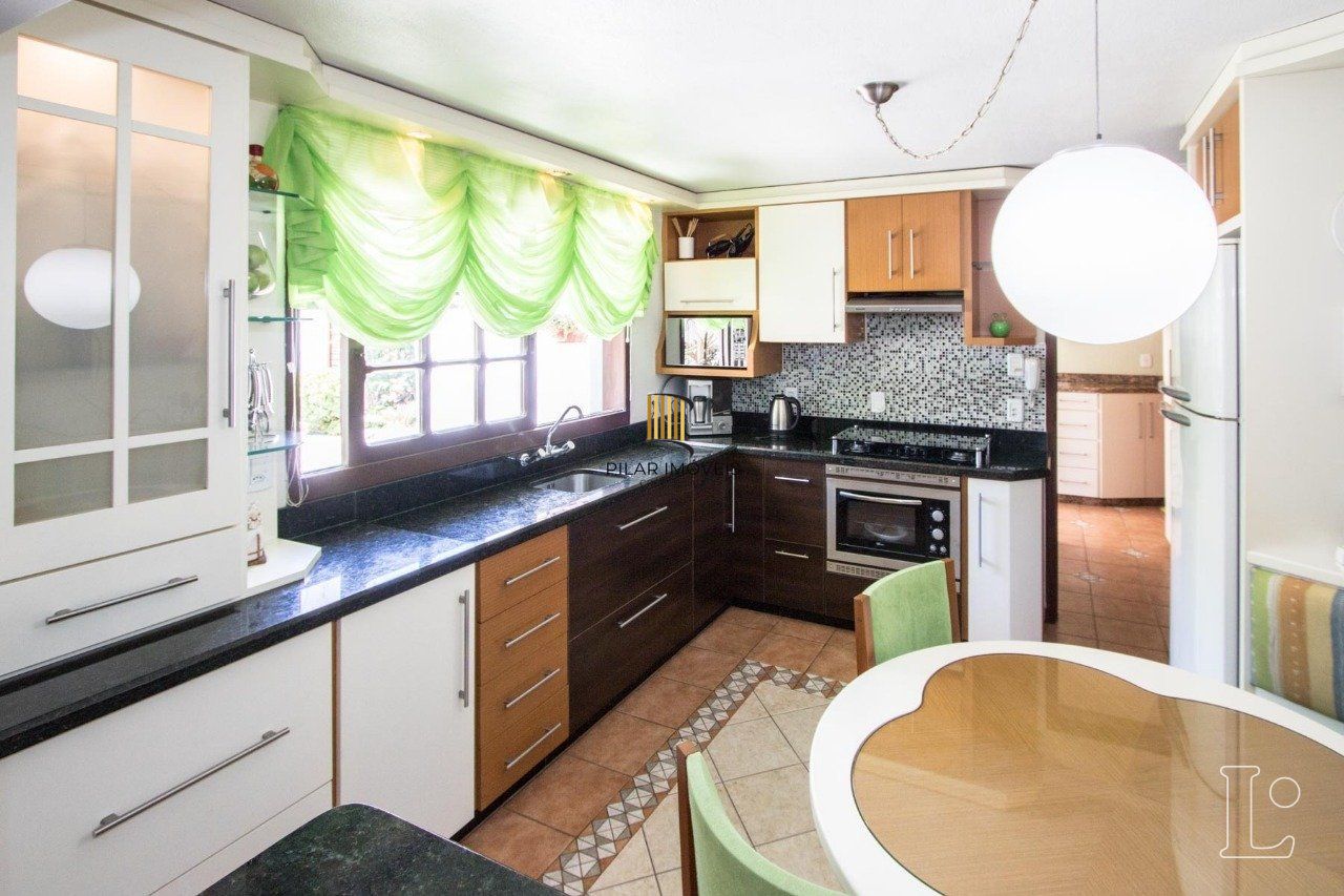 Casa para Venda - 238.68m², 4 dormitórios, sendo 1 suites, 4 vagas - Ipanema