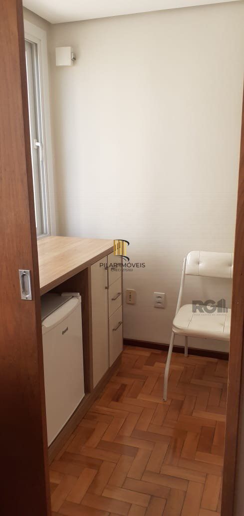 Excelente sala comercial no Centro/Indepêndencia com area privativa de 31m²