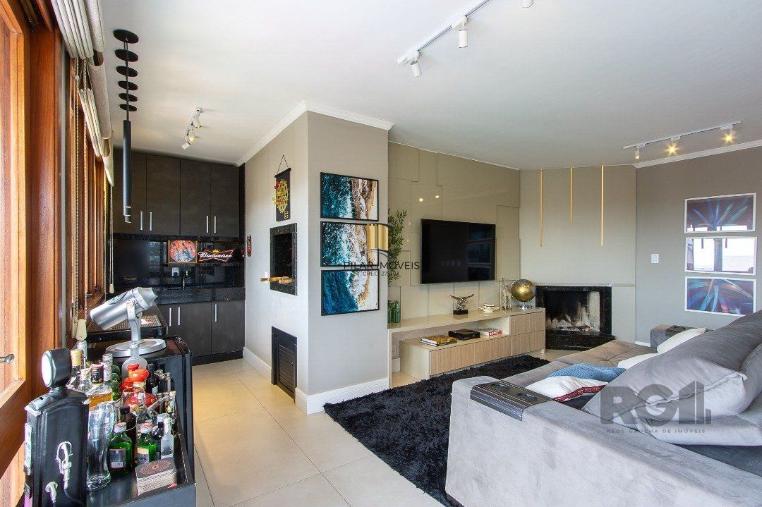 Cobertura para Venda - 209m², 3 dormitórios, sendo 1 suites, 2 vagas - Bela Vista