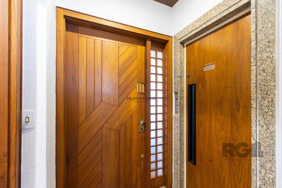 Apartamento 4 dormitórios no bairro Petrópolis