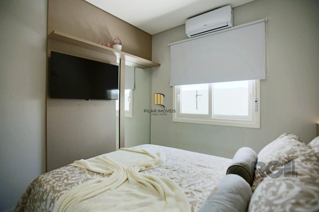 Casa 3 dormitórios no bairro Zona Nova