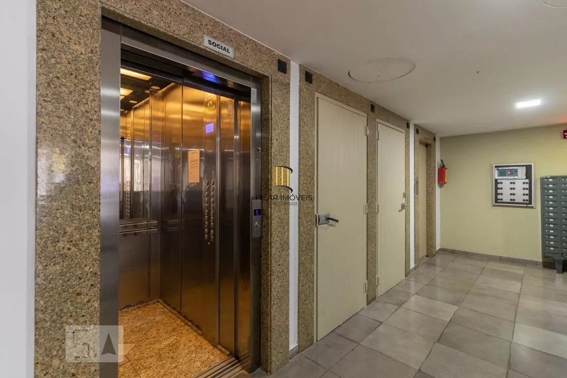 Apartamento de 1 dormitório,com vaga de garagem coberta no Centro Histórico,