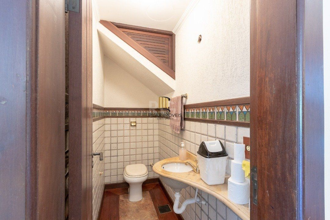 Casa Condominio para Venda - 331.2m², 4 dormitórios, sendo 4 suites, 2 vagas - Tristeza