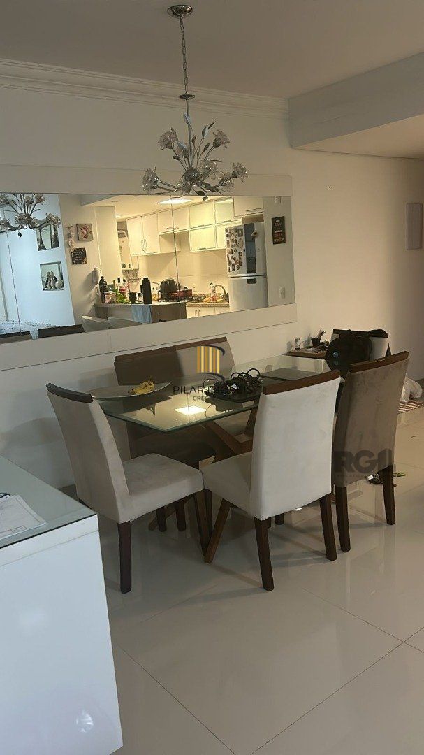 Apartamento 2 dormitórios no bairro Vila Monte Carlo