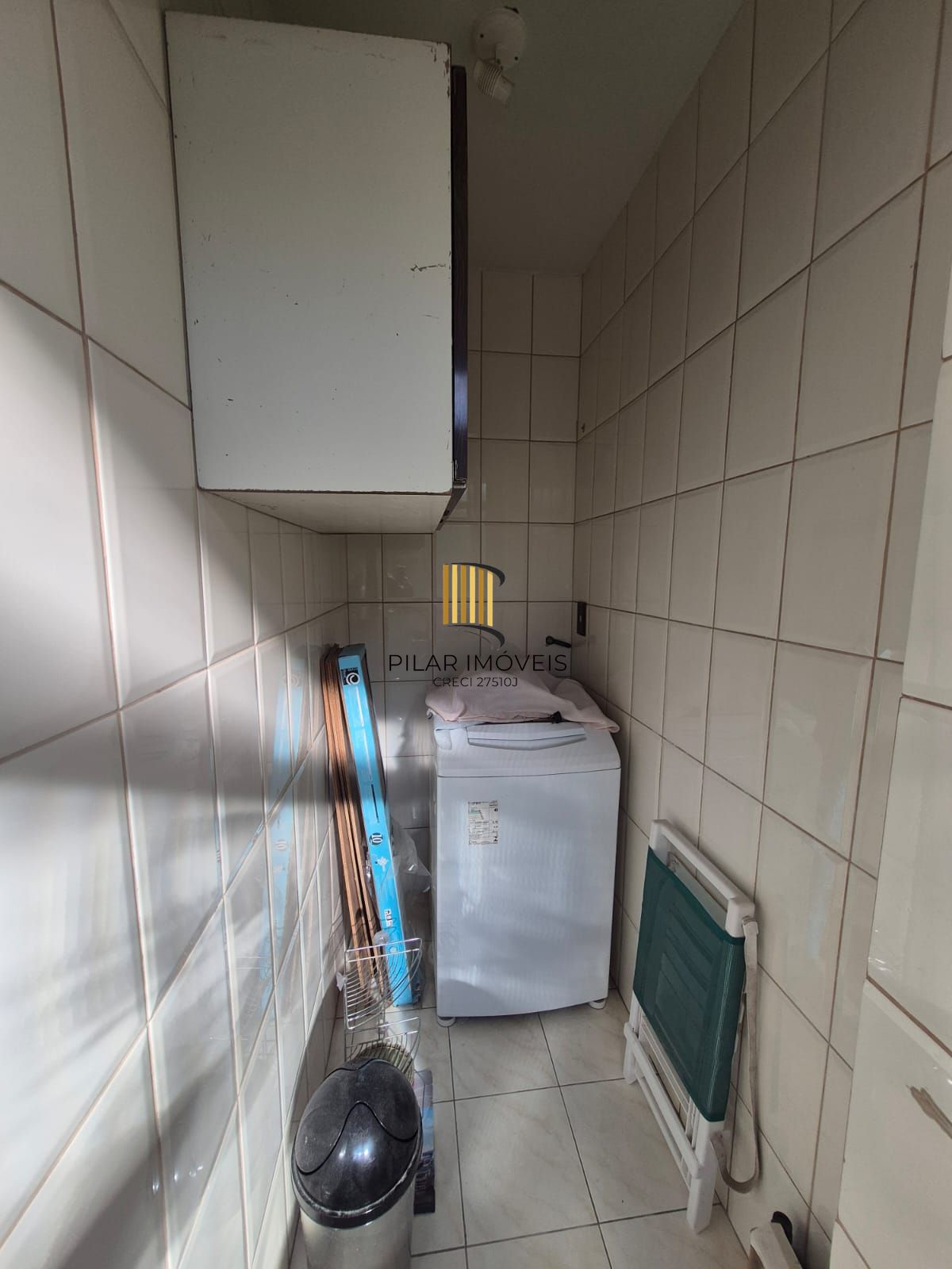 APARTAMENTO 2 DORMITORIOS 73M² 1 LANCE ESCADA