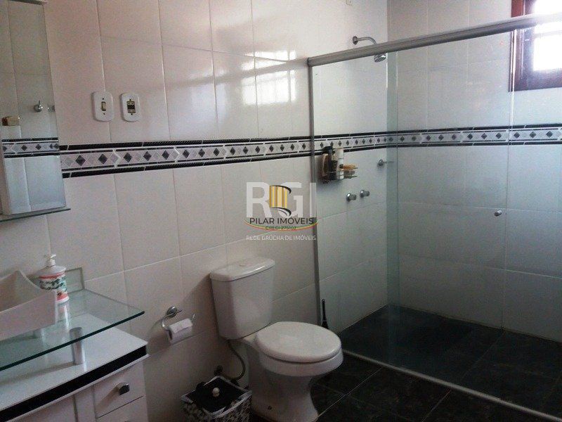 Casa para Venda - 250m², 5 dormitórios, sendo 3 suites, 2 vagas - Ipanema
