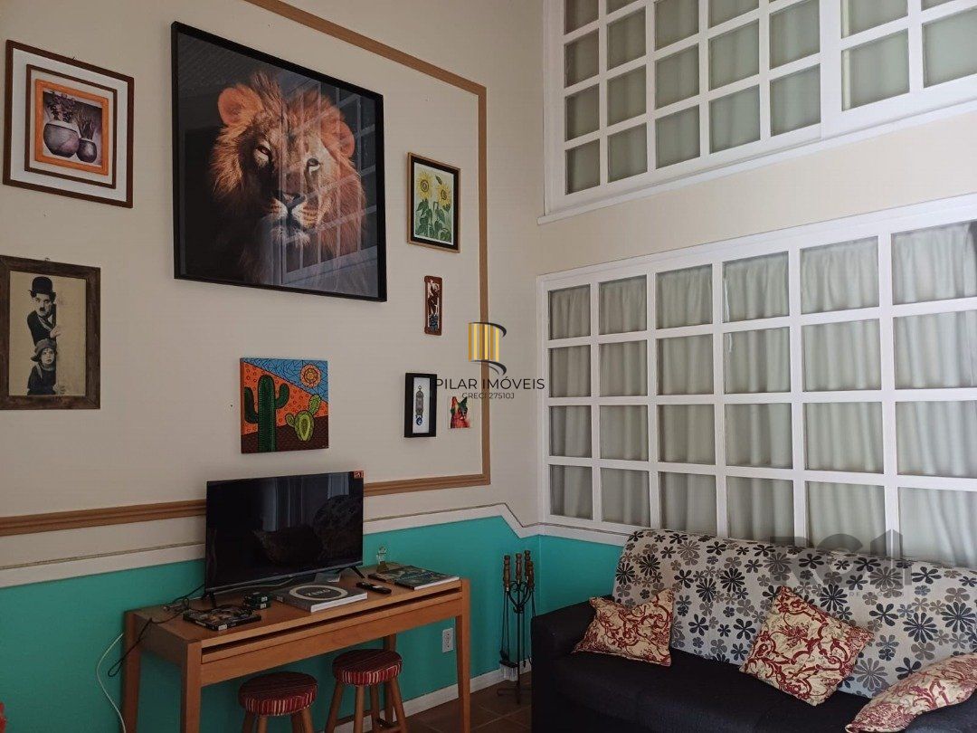 Casa de Condomínio 2 dormitórios no bairro Capão Novo