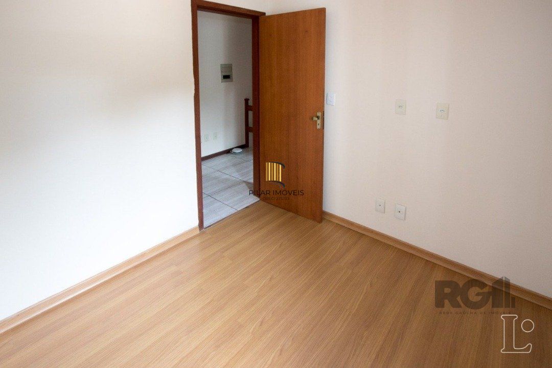 Casa 3 dormitórios no bairro Hípica