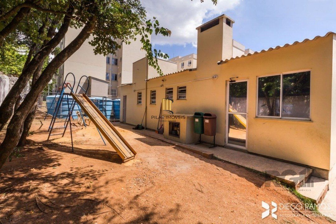 Apartamento 2 dormitórios vaga rotativa bairro Glória Porto Alegre