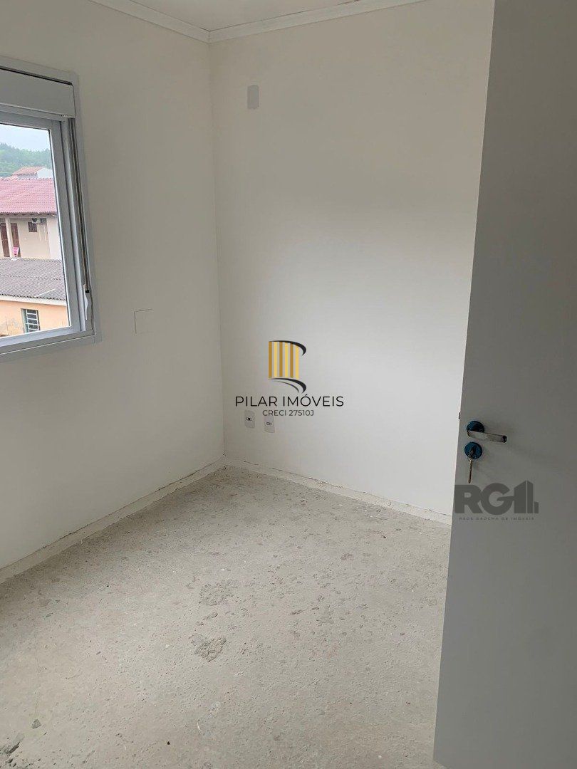 Sobrado para venda com 2 dormitórios no bairro Vila Nova