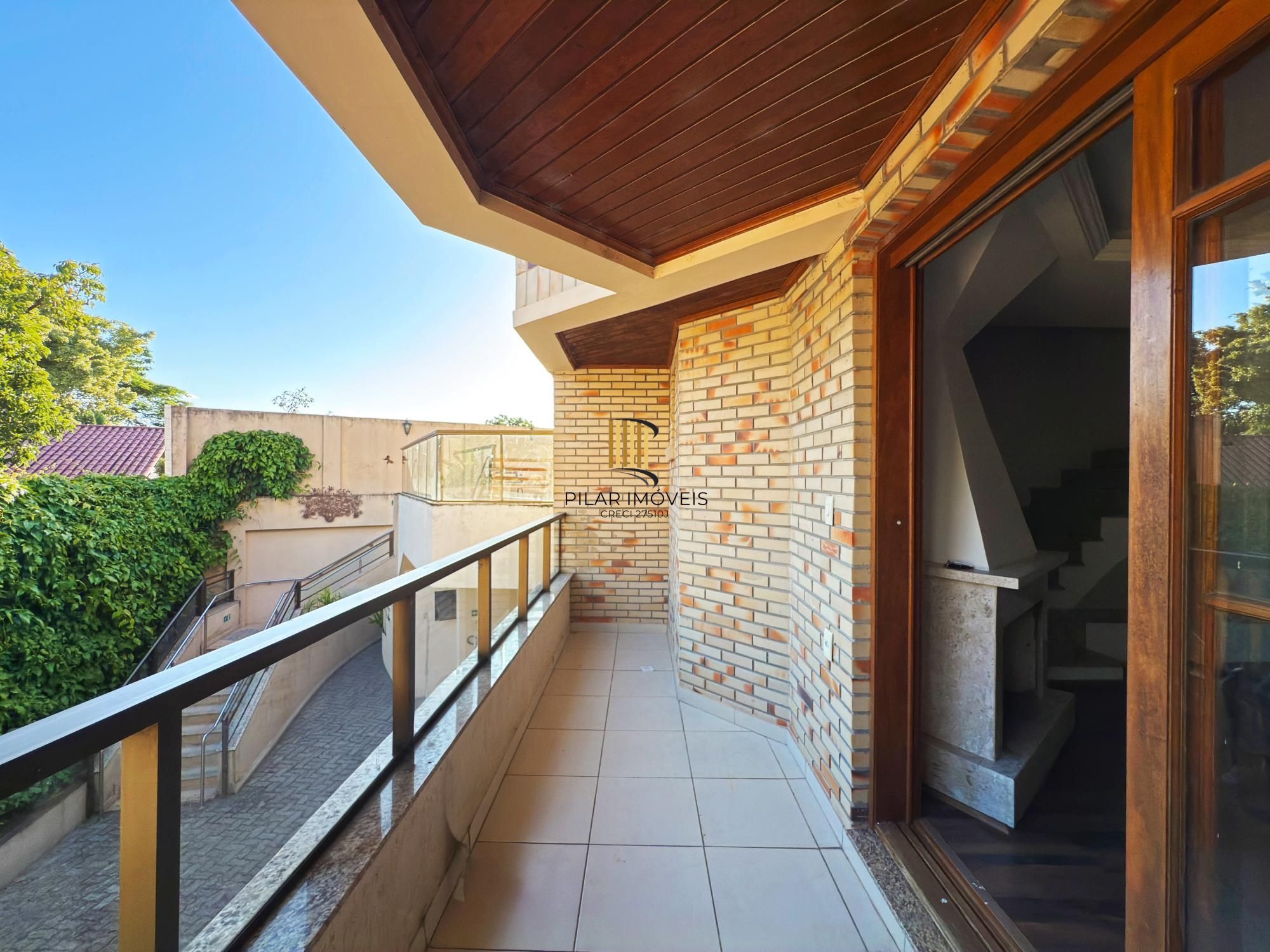 Casa em condomínio 3 dormitórios (2 suites), 3 vagas - Bairro Jardim Isabel