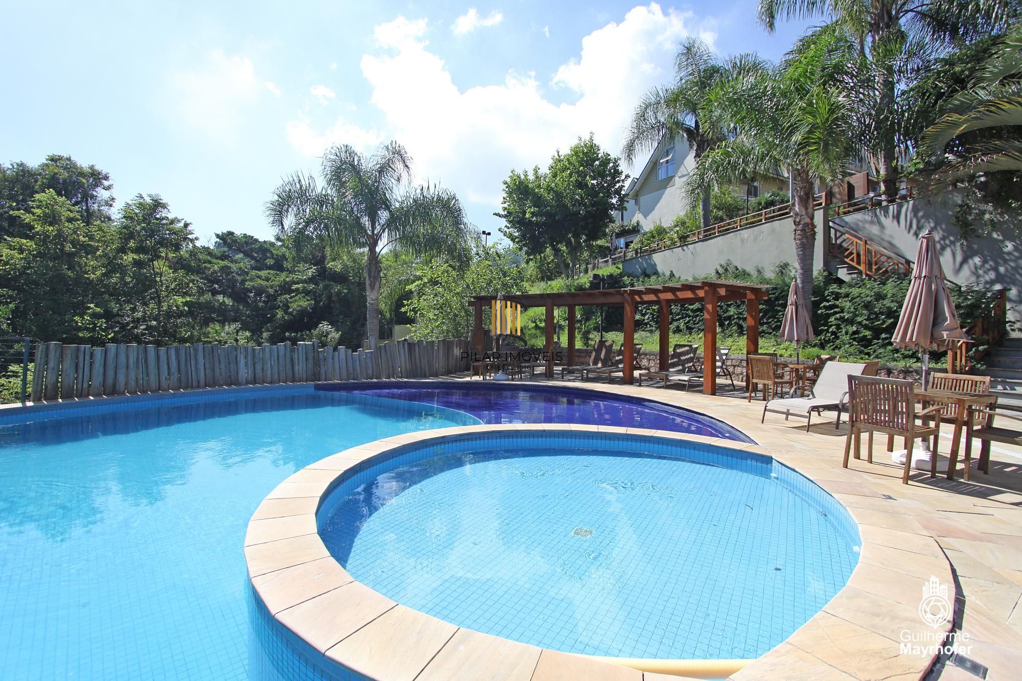 Casa em Condomínio com 3 quartos e 216m² à venda em Teresópolis, Porto Alegre.